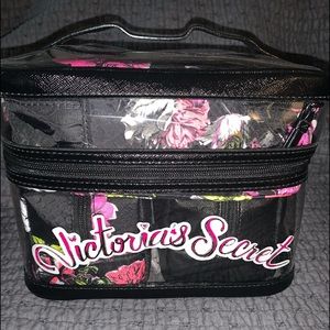 4 piece WildFlower Collection Never Used Brand NeW